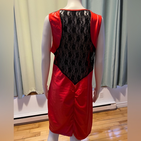 Lady in reeed 💃🏻 - Picture 2 of 3